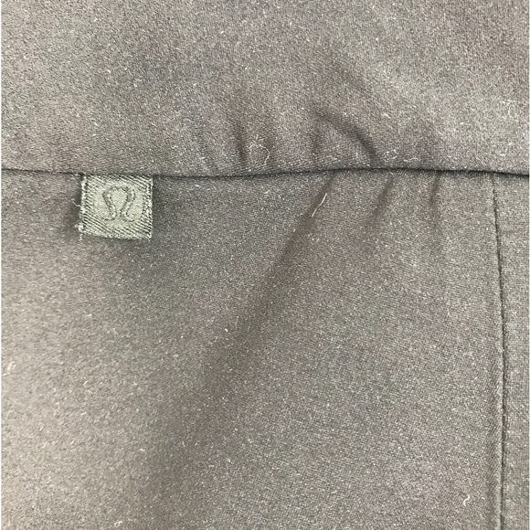 LULULEMON Shaped Away From The Body Solid Short 3" Women Sz 4 Black Athletic - Picture 8 of 13